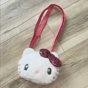 NWOT Universal Studios Japan Sanrio Hello Kitty Kisslock Crossbody Bag